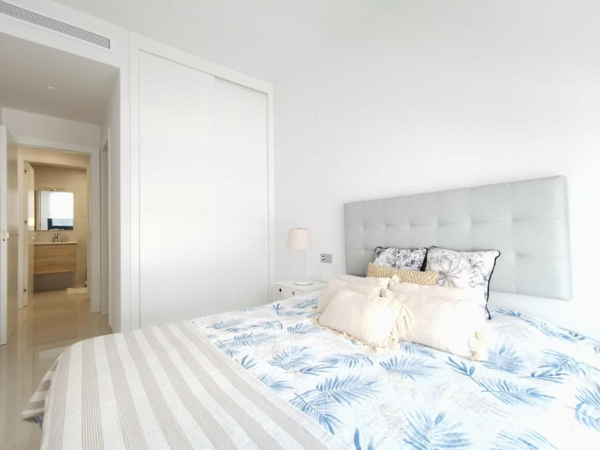 Luxury Apartment Torrevieja Buitenkant foto